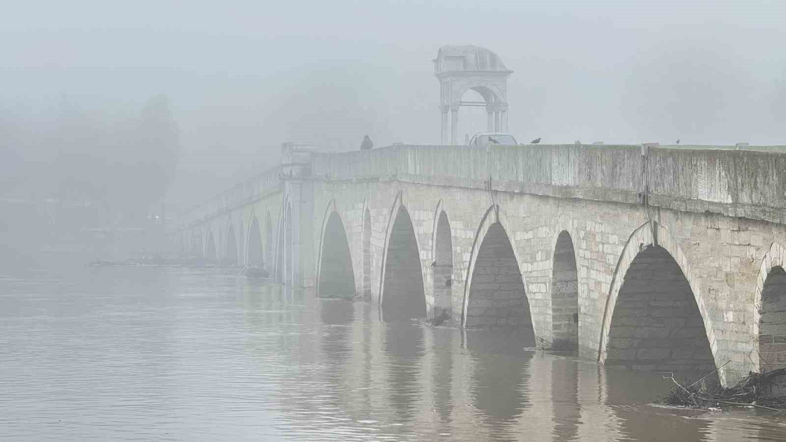Edirne’de nehir taşkınları sürüyor
