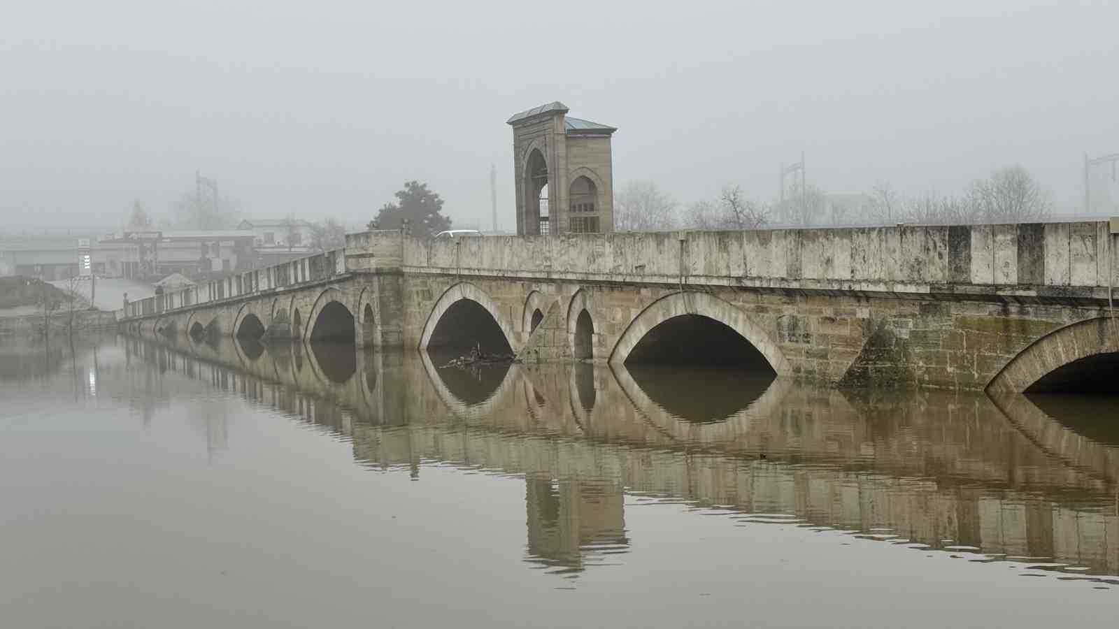 Edirne’de nehir taşkınları sürüyor
