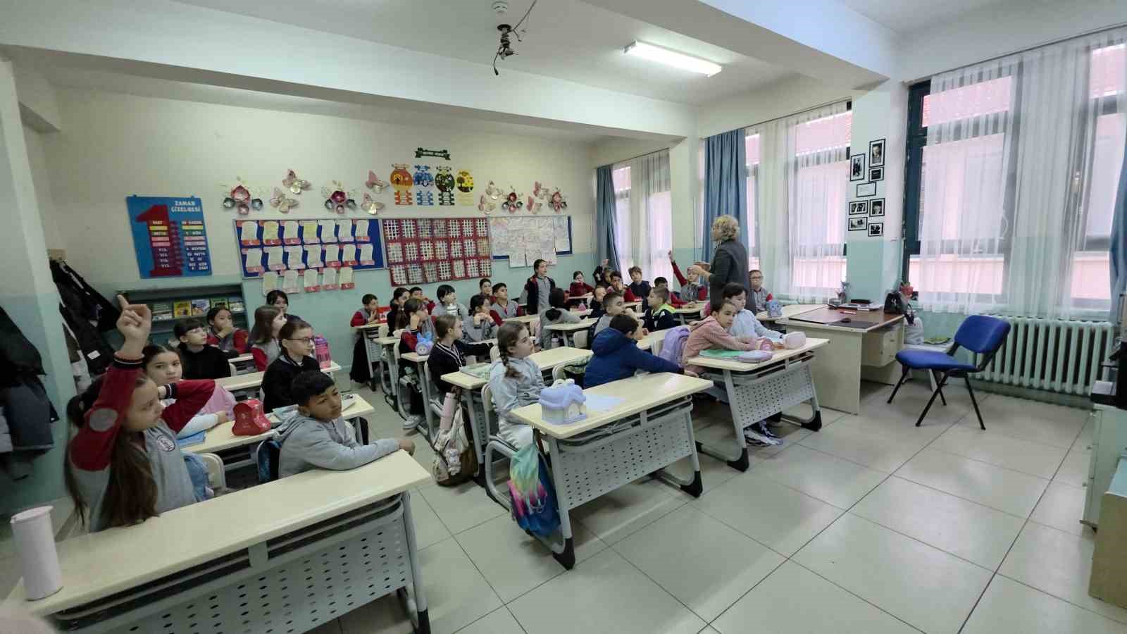 Edirne’de öğrencilere finansal okuryazarlık eğitimi
