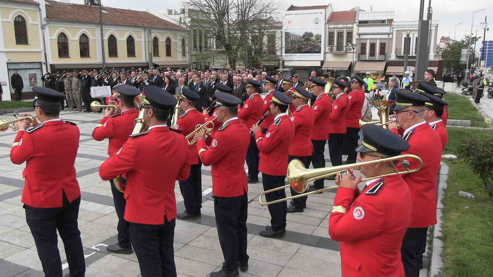 Edirne’de polislerden 181’inci yıl töreni
