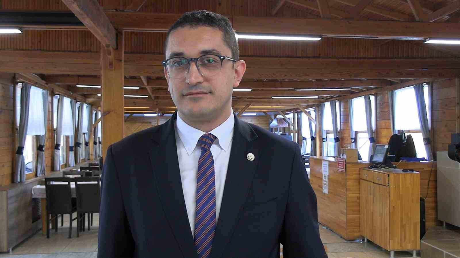 Edirne’de robot garson hizmete başladı, müşteriler memnun
