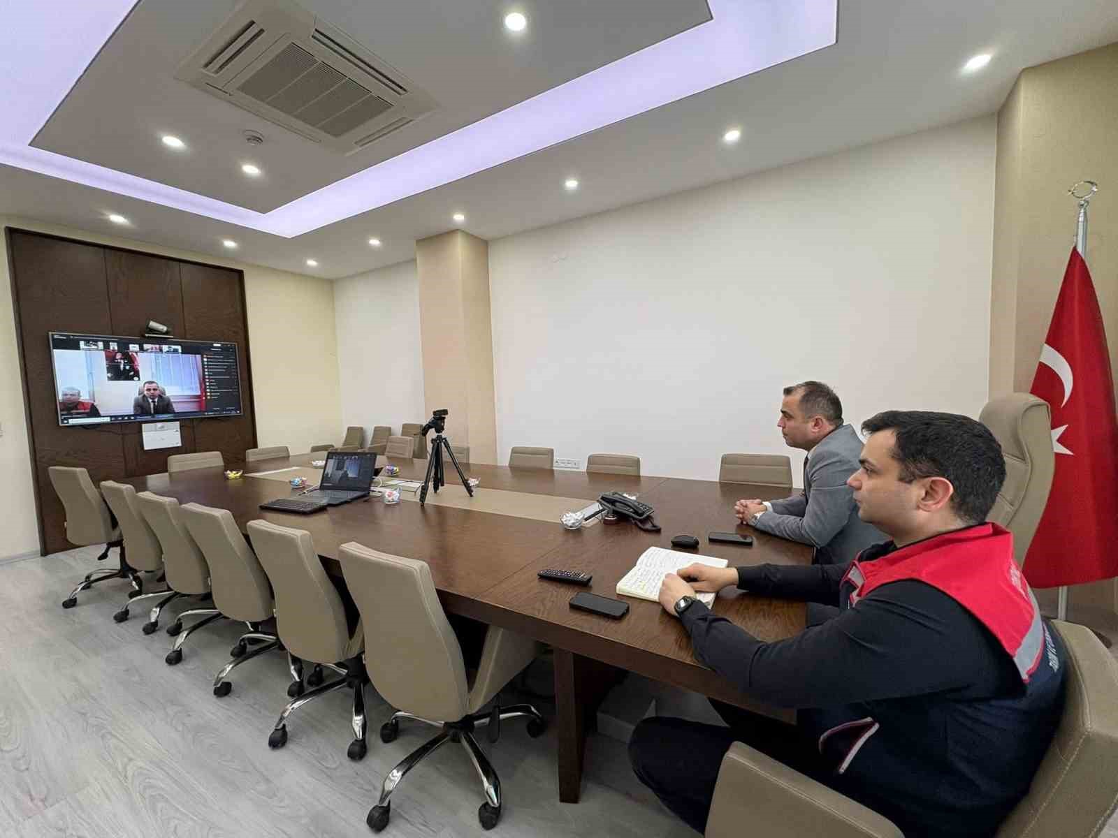 Edirne’de şap aşılama kampanyası değerlendirildi
Edirne’de şap aşılama kampanyası değerlendirildi