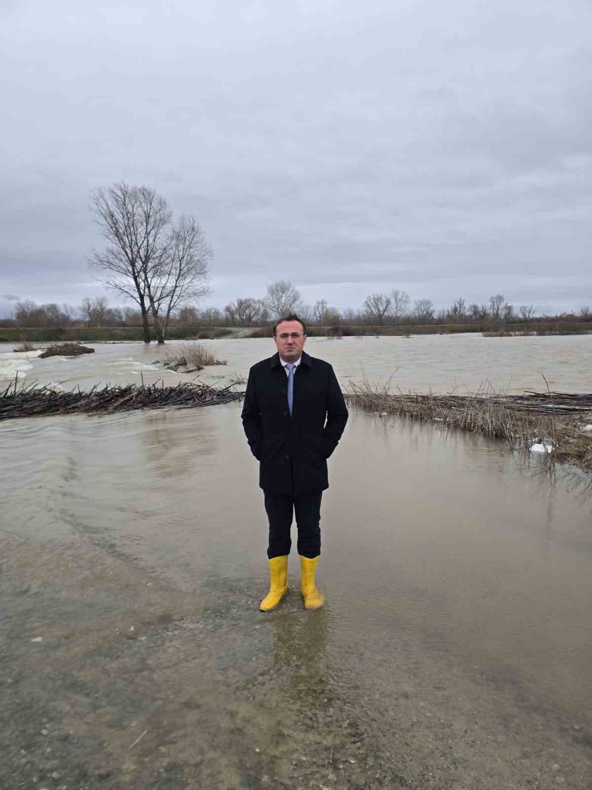 Edirne’de taşkın riski merkezde azaldı, yayılım Subaşı ve köylere kaydı
