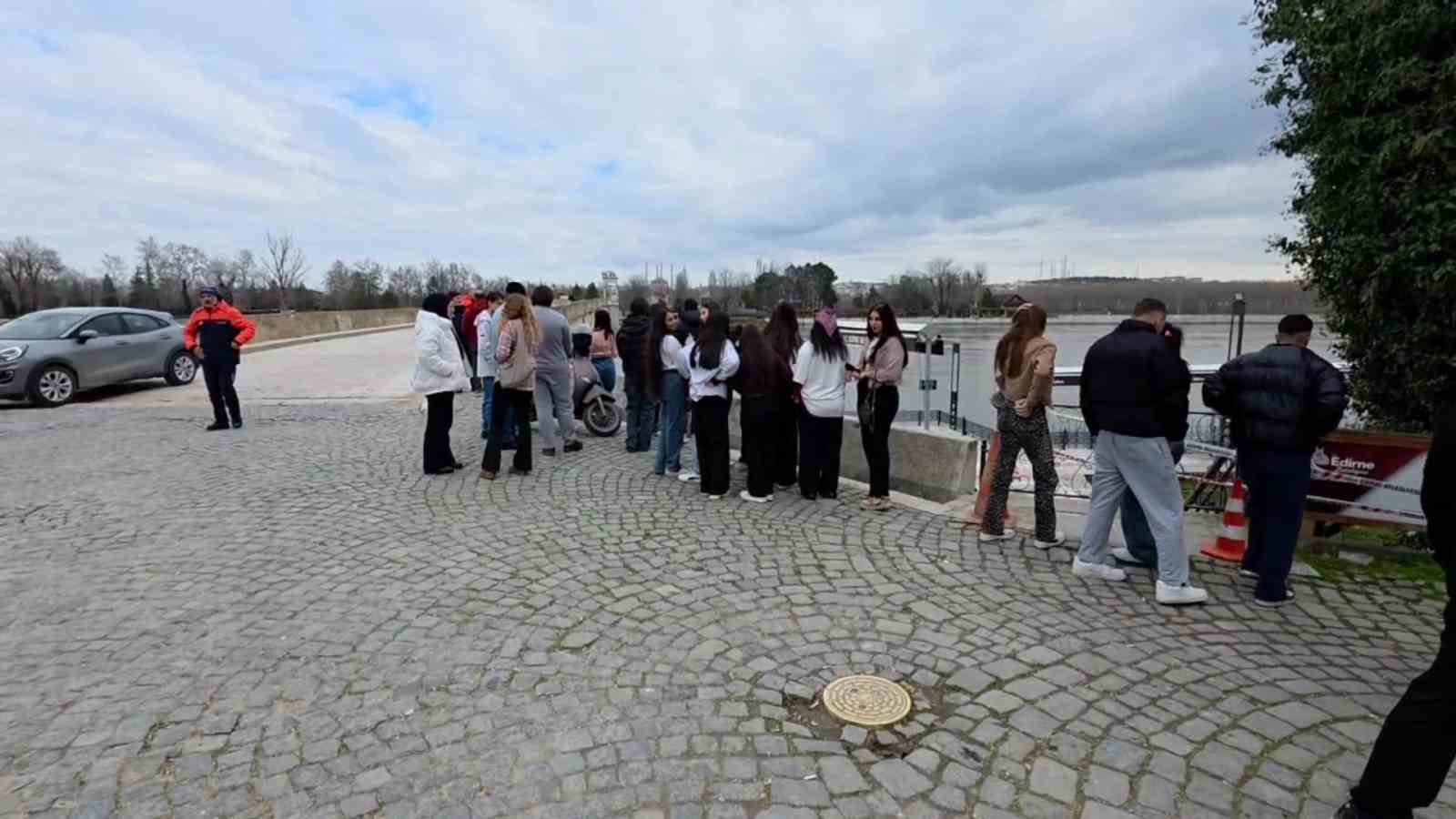 Edirne’de taşkın sonrası hasar gün yüzüne çıktı: Su seviyesi 60 santimetre düştü
