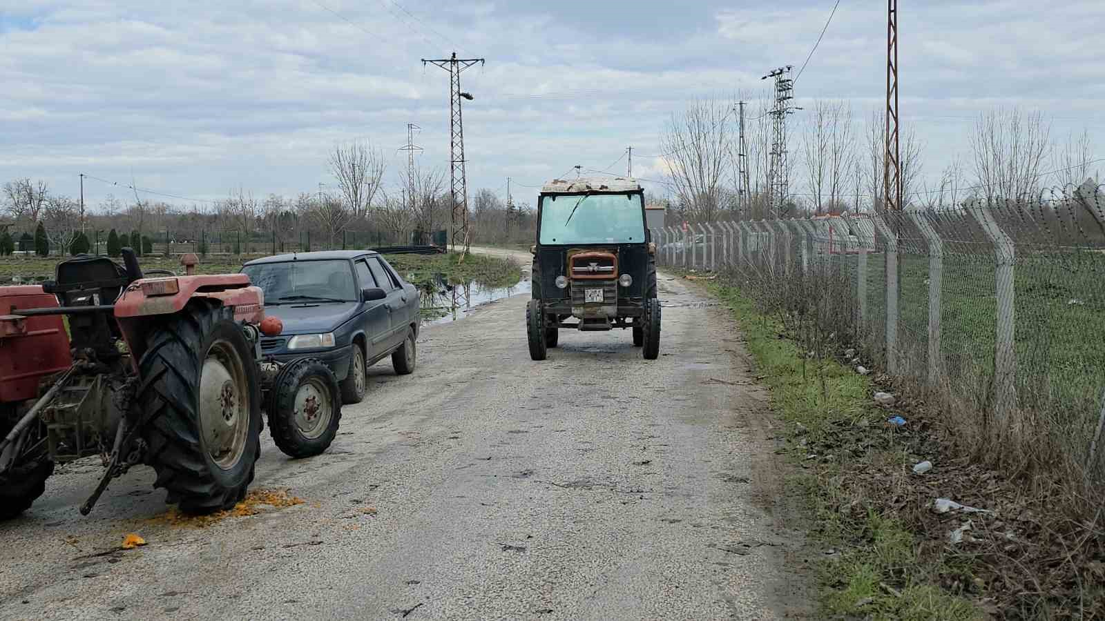 Edirne’de taşkın suları çekiliyor
Edirne’de taşkın suları çekiliyor