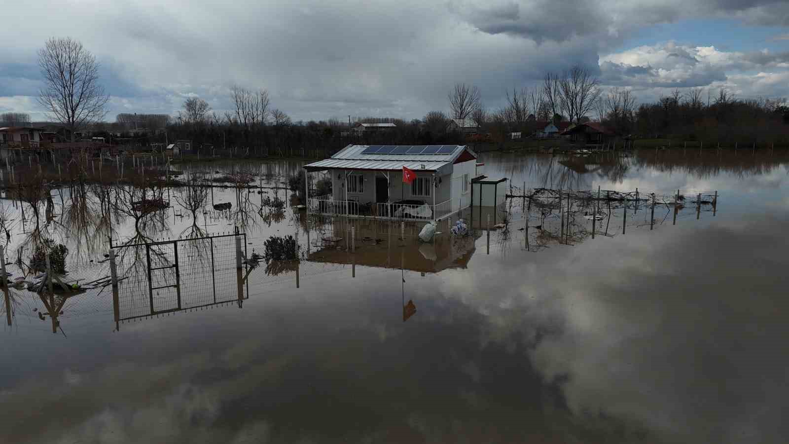 Edirne’de taşkının izleri havadan görüntülendi
