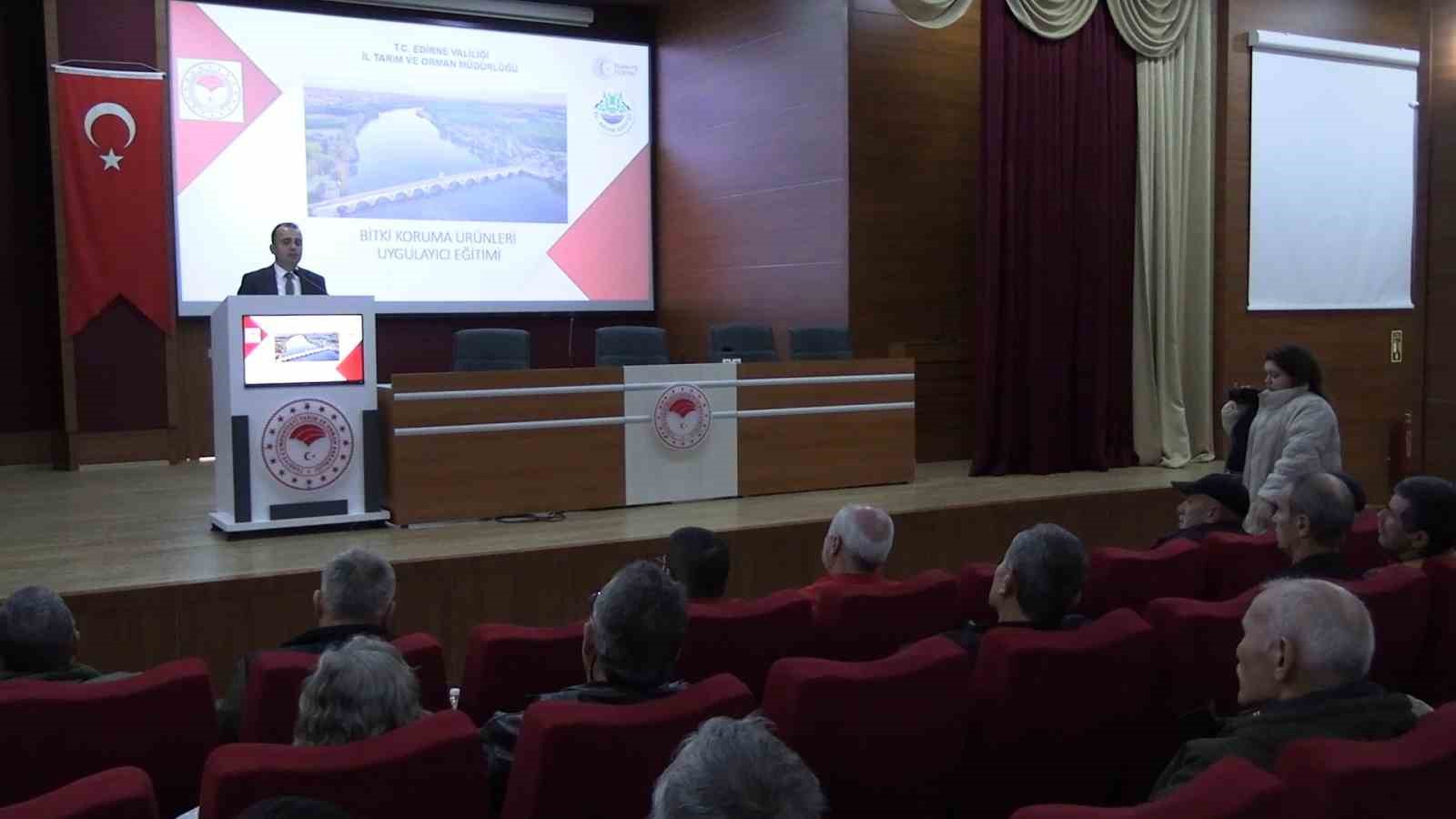 Edirne’de üreticiye B-Reçete eğitimi verildi
