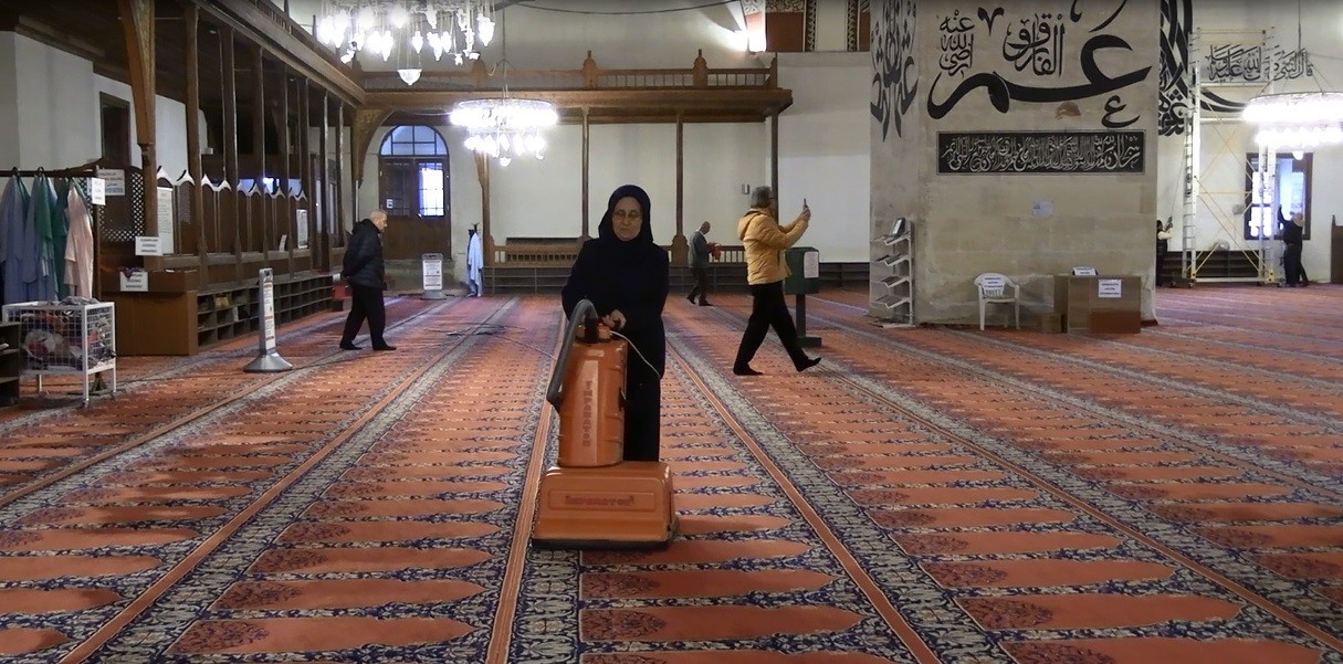 Edirne’deki selatin camiler Ramazan’da gül kokacak
