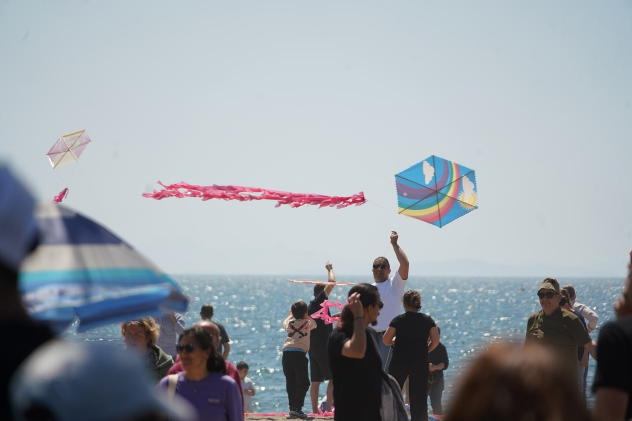 Edremit Belediyesi Geleneksel Uçurtma Şenliği yapıldı
