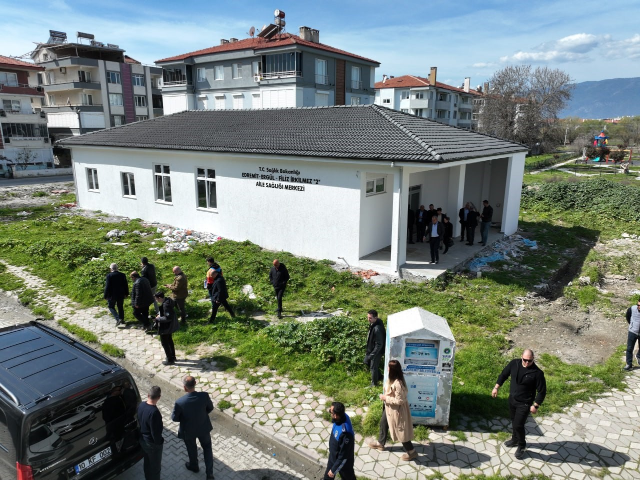 Edremit Belediyesi’den Narlı’dan Bostancı’ya saha mesaisi
