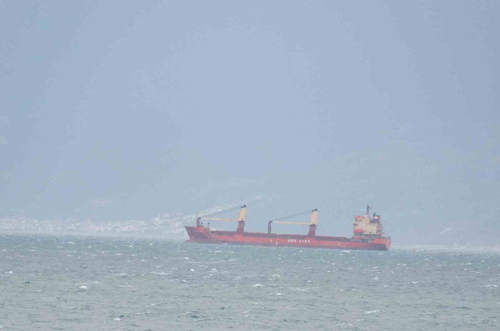 Edremit Körfezi yük gemilerine sığınak odu
