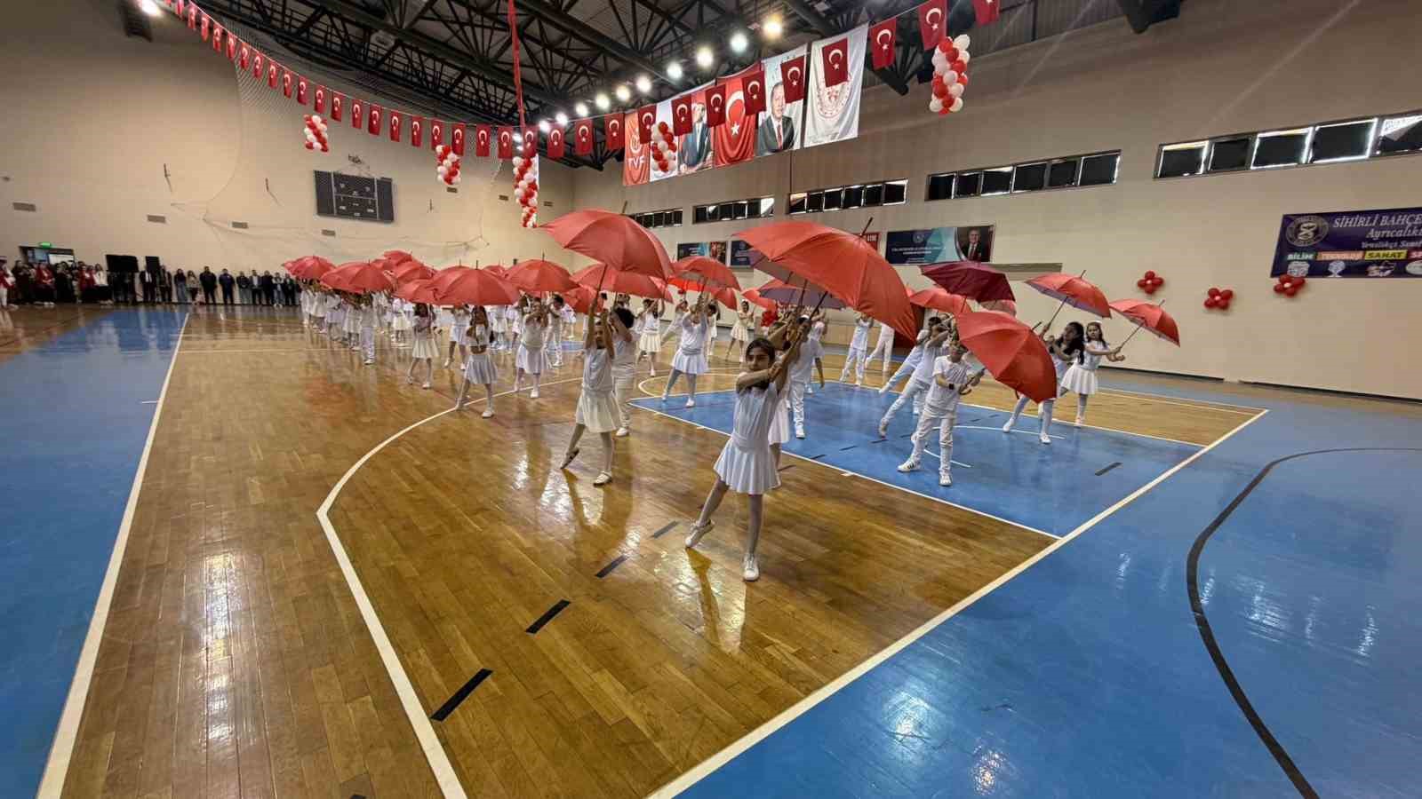 Edremit’te 23 Nisan gururu
