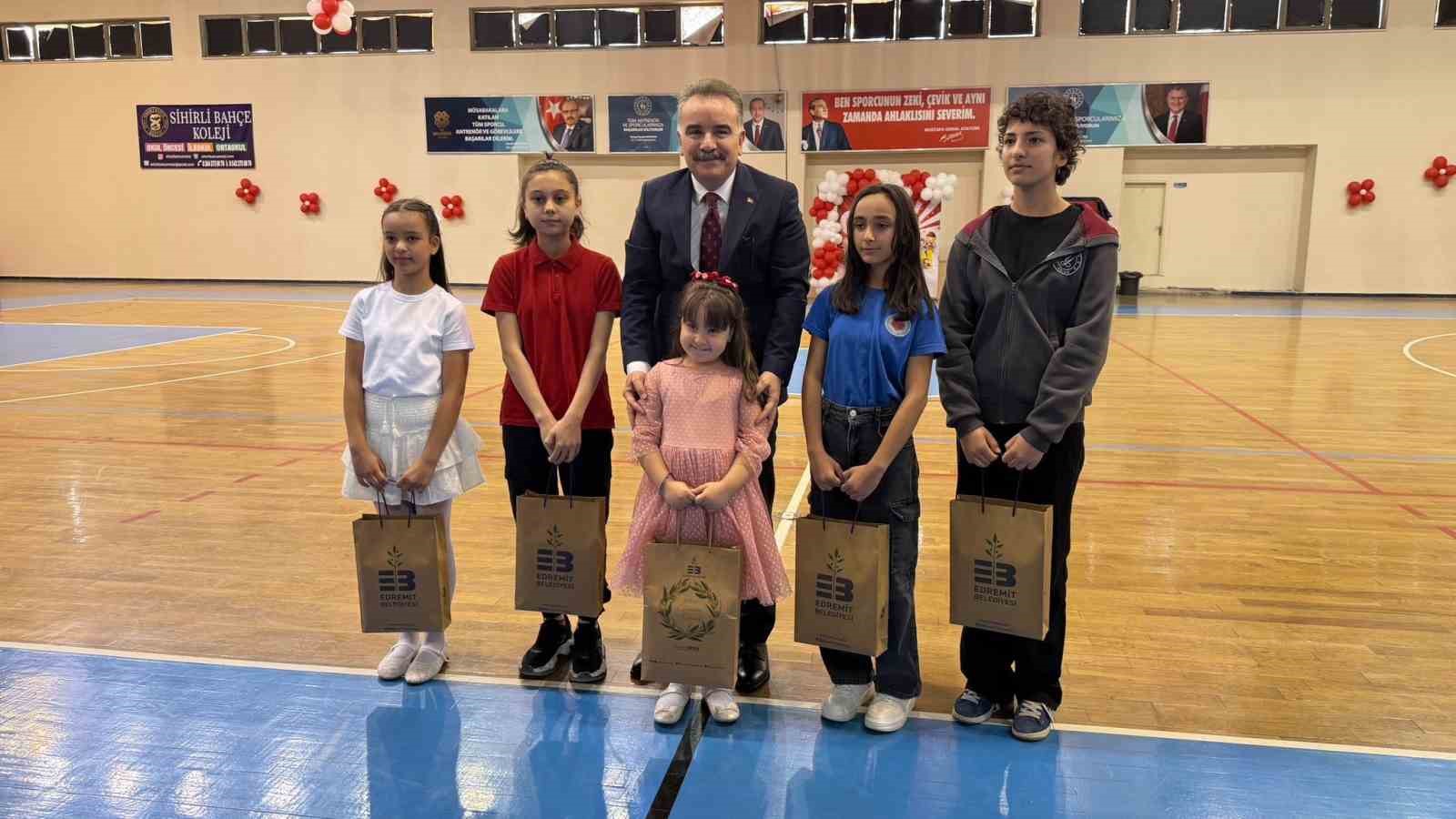 Edremit’te 23 Nisan gururu
