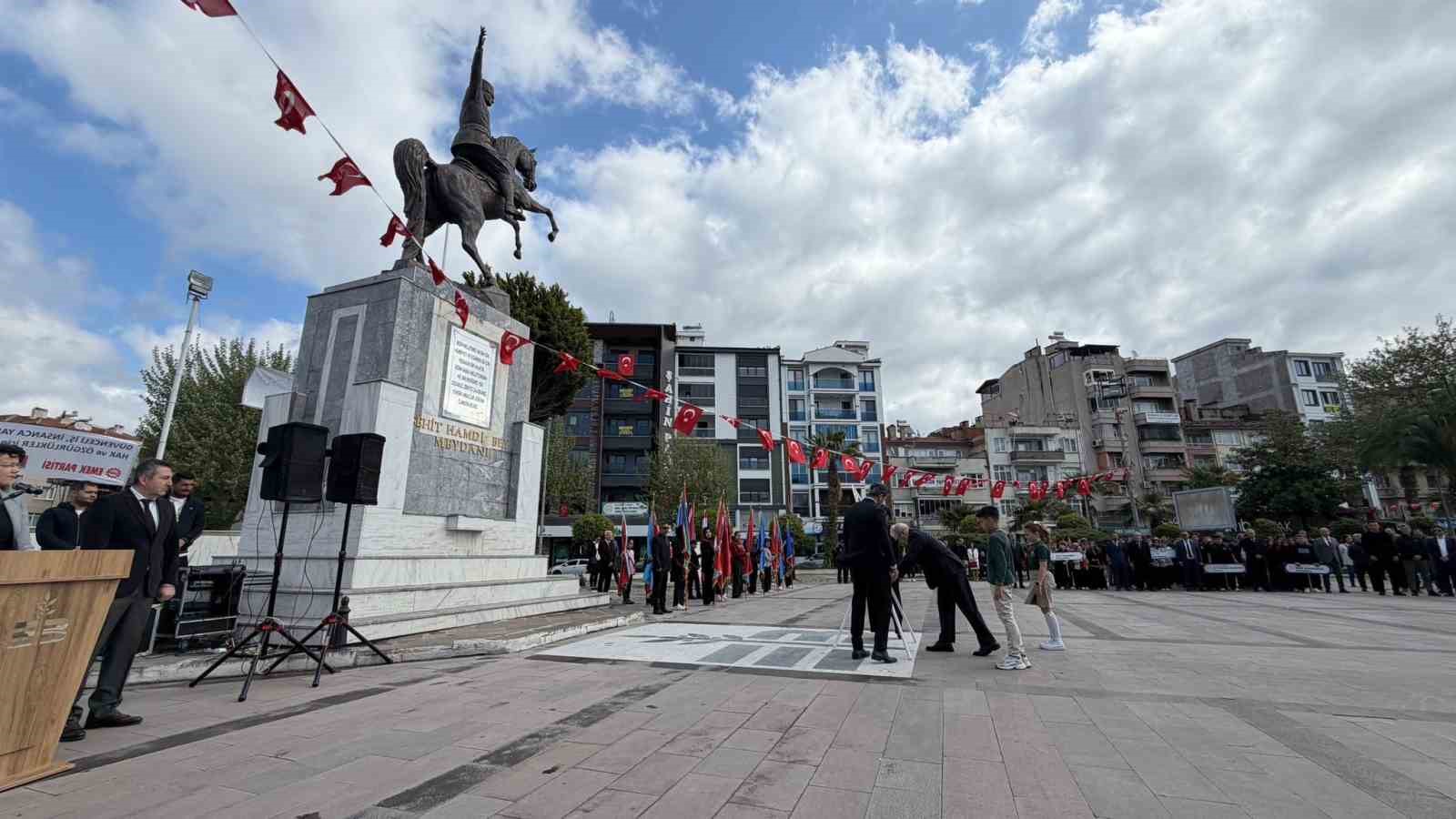 Edremit’te 23 Nisan gururu
