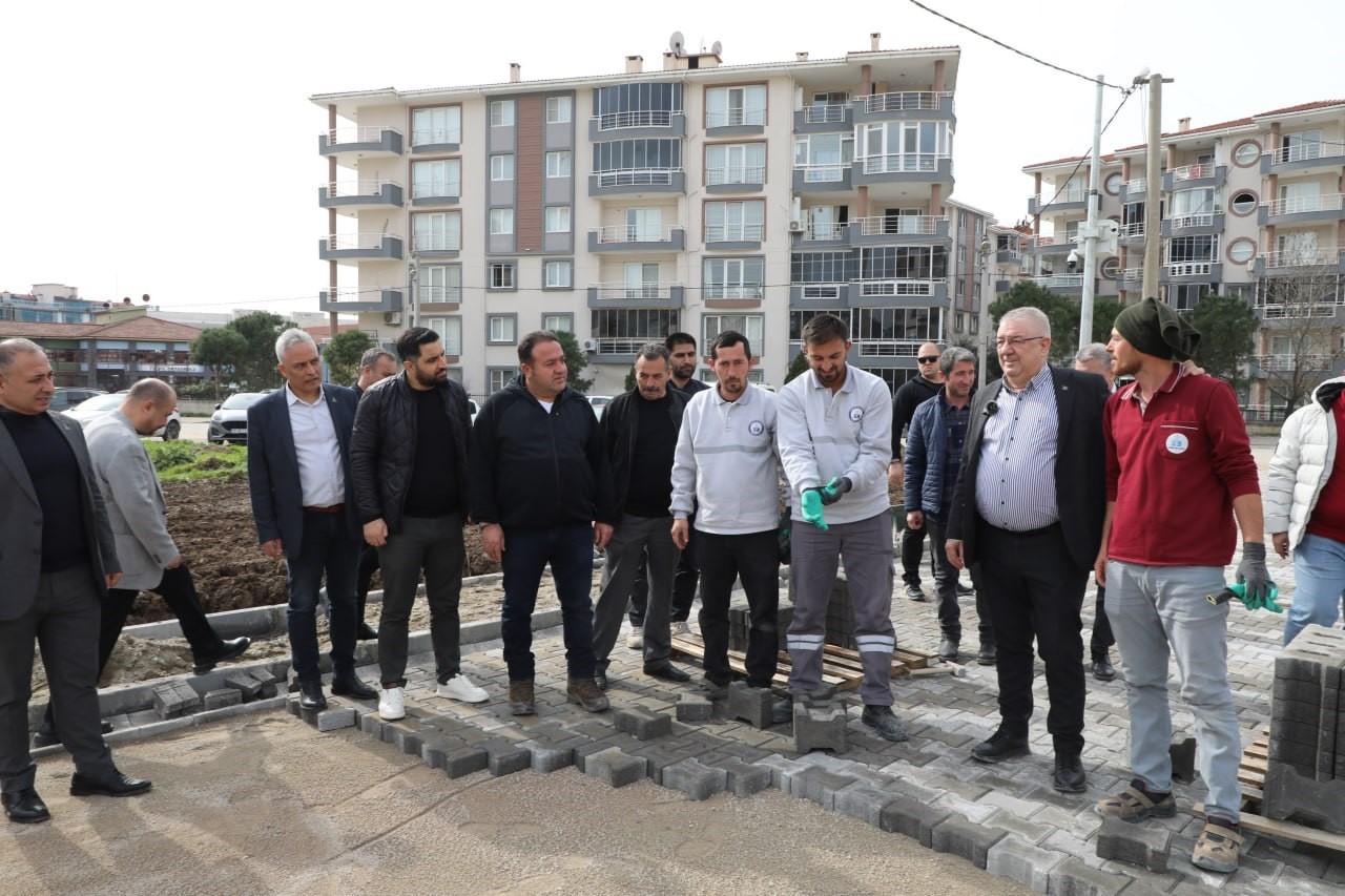 Edremit’te hizmet seferberliği
Edremit’te hizmet seferberliği