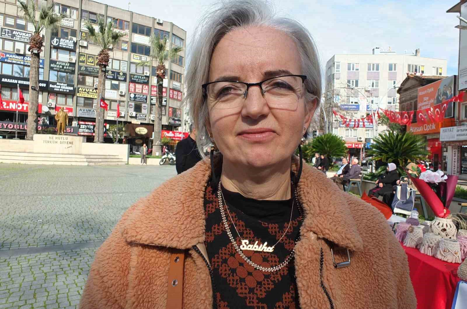 Edremit’te Sevgi Panayırı ilgi gördü
