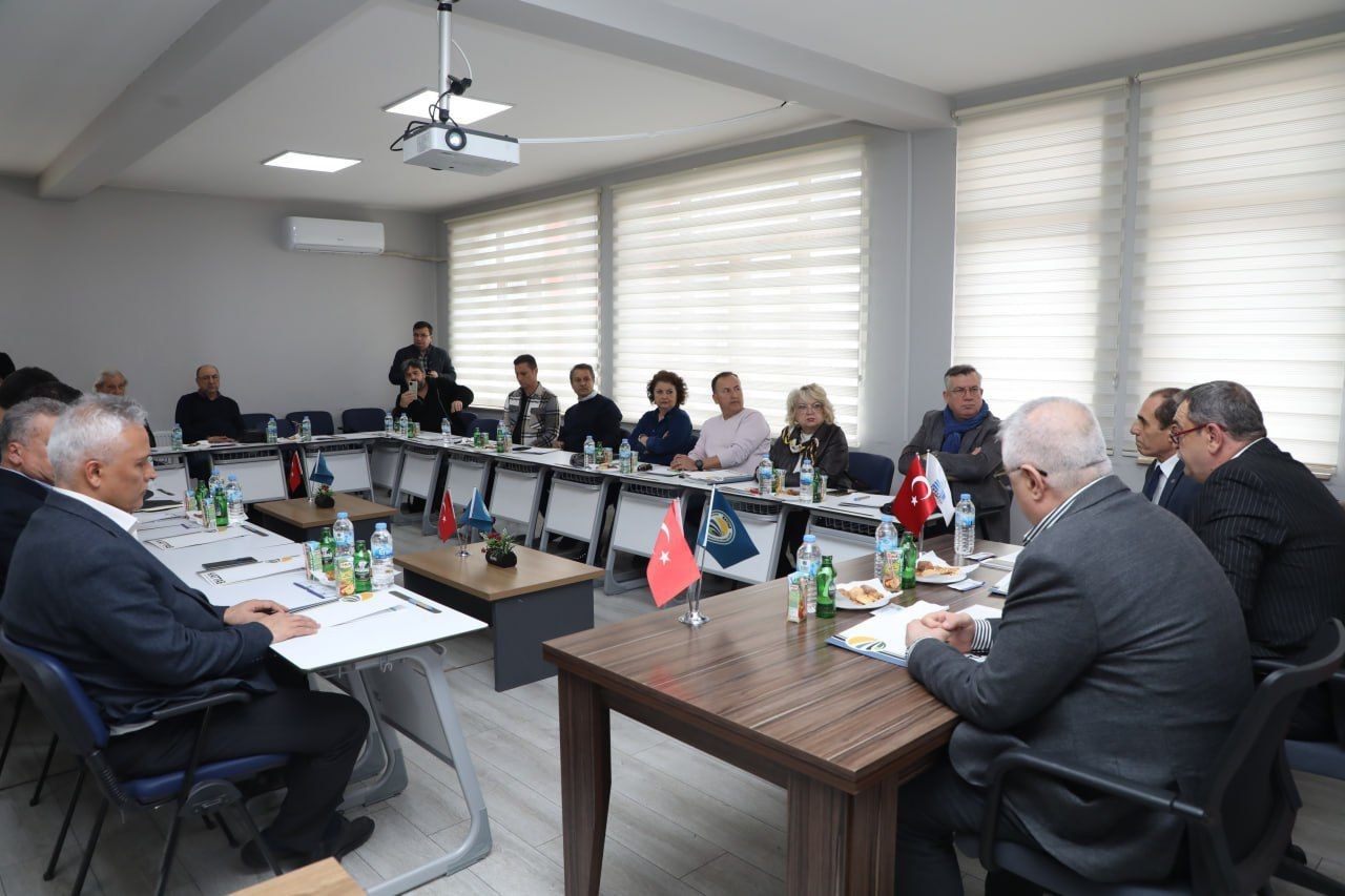 Edremit’te turistik rotalar için önemli toplantı
