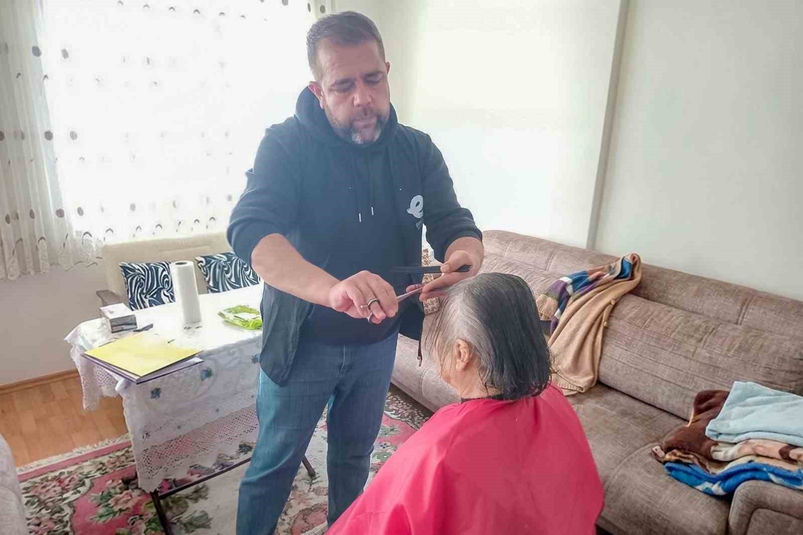 Efeler Belediyesi Evde Bakım Hizmetleri devam ediyor
