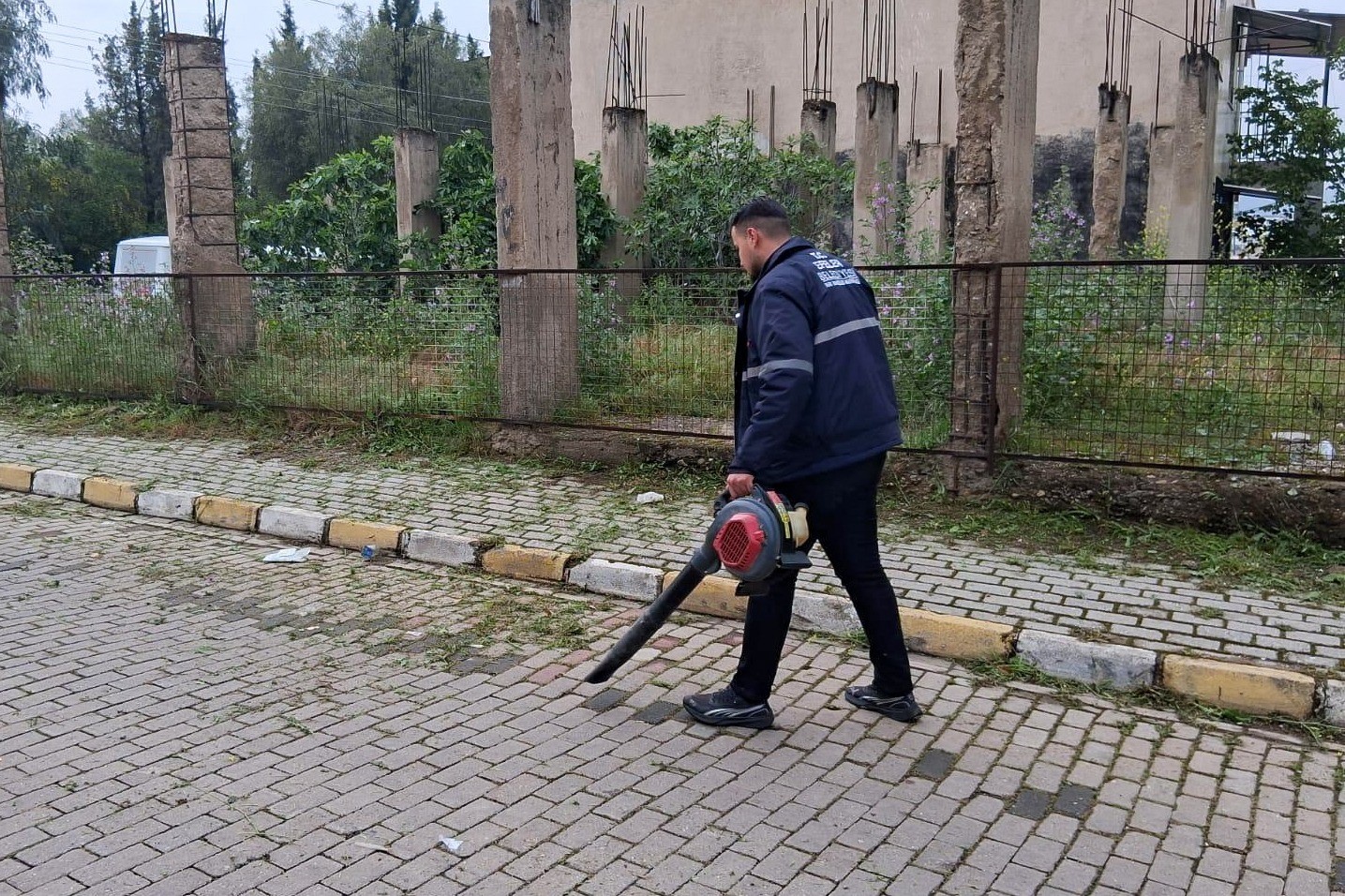 Efeler Belediyesi’nden bahar temizliği
