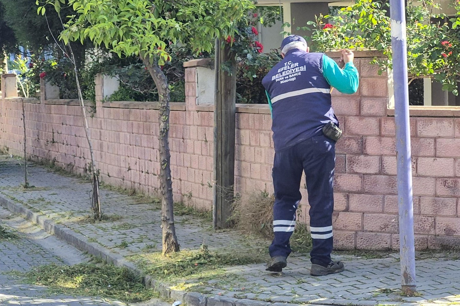 Efeler Belediyesi’nden bahar temizliği
