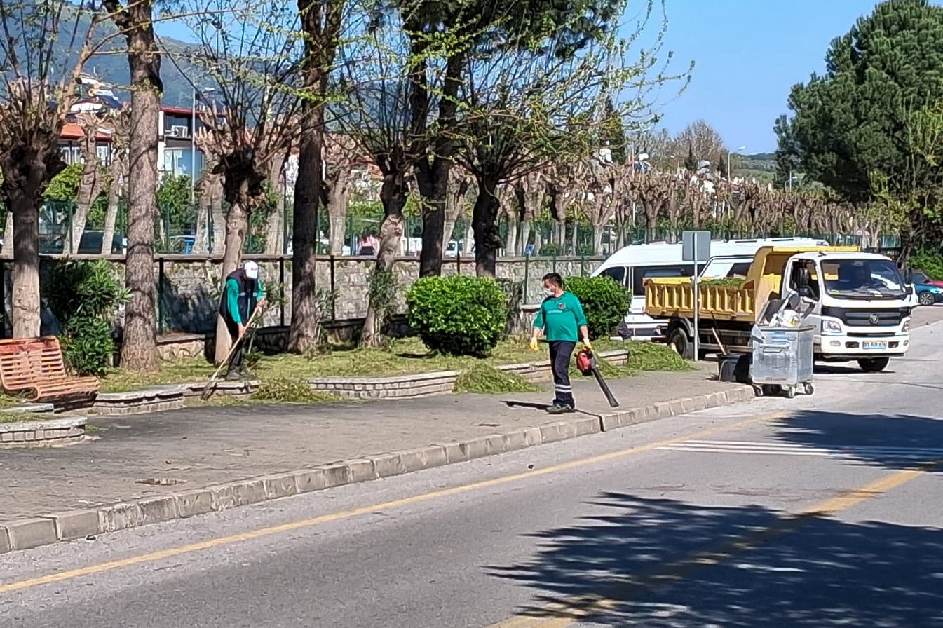 Efeler Belediyesi’nden çevre düzenlemesi
