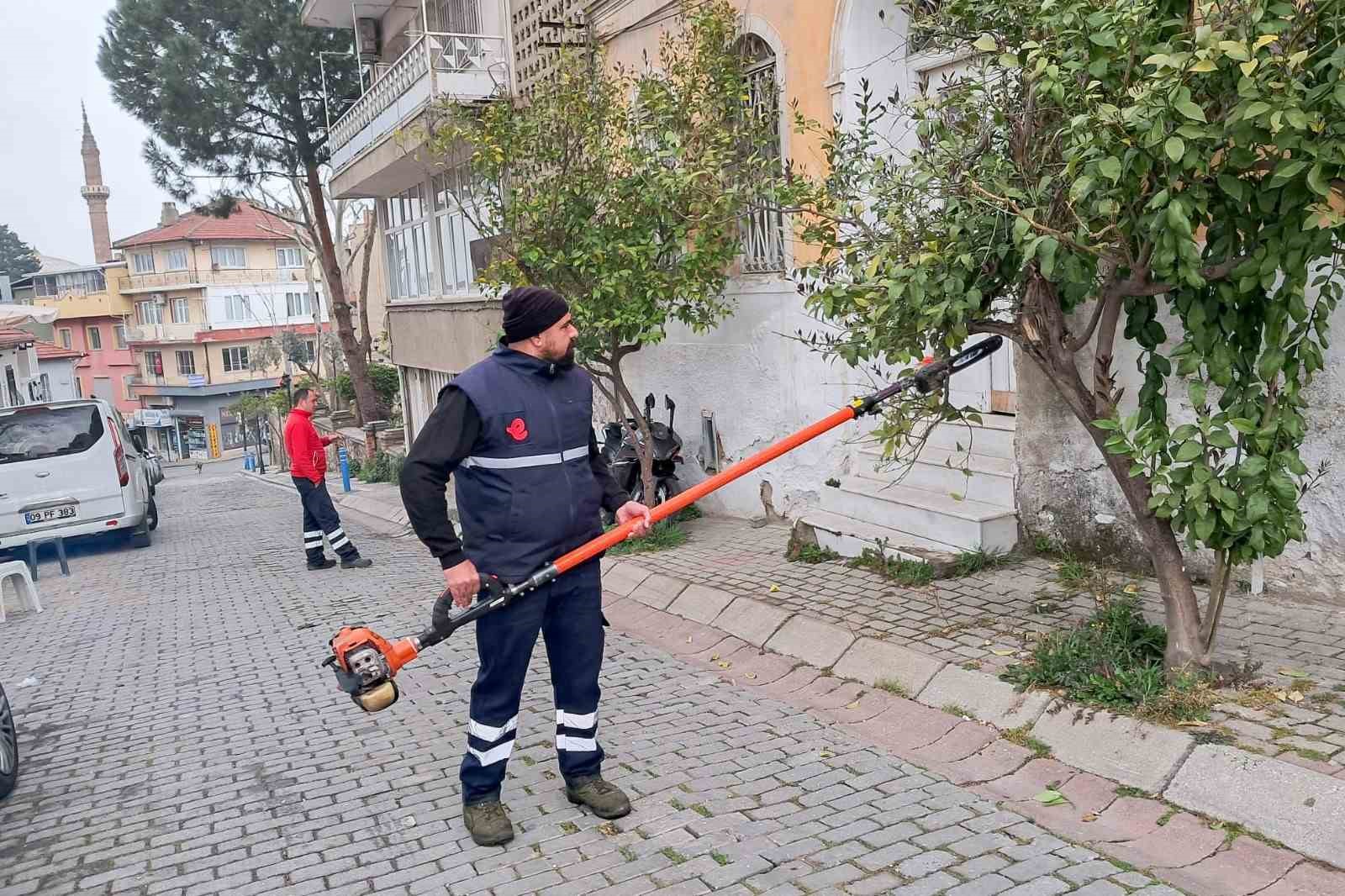 Efeler Belediyesi’nden tarihi mahallelerde çevre düzenlemesi
