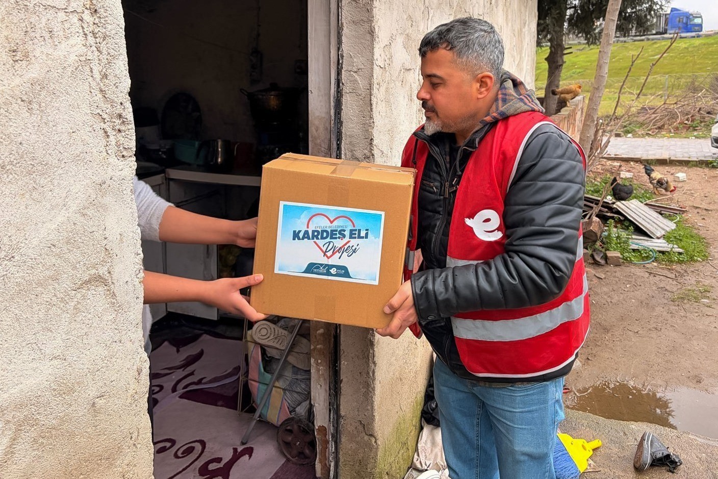 Efeler Belediyesi’nin evde bakım hizmetleri sürüyor
