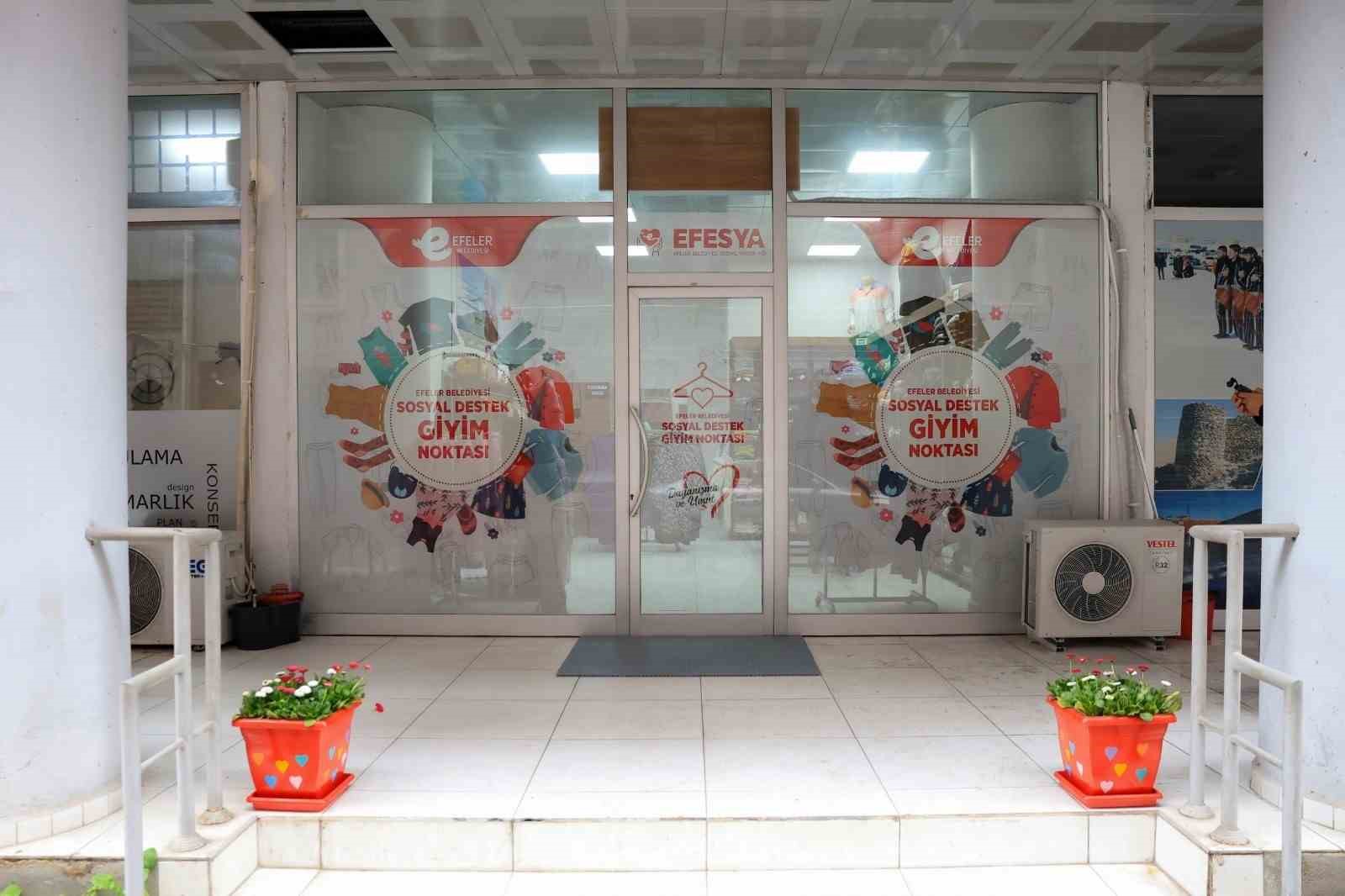 Efeler Belediyesi’nin Sosyal Destek Giyim Noktası 2 haftada 80 haneye ulaştı
