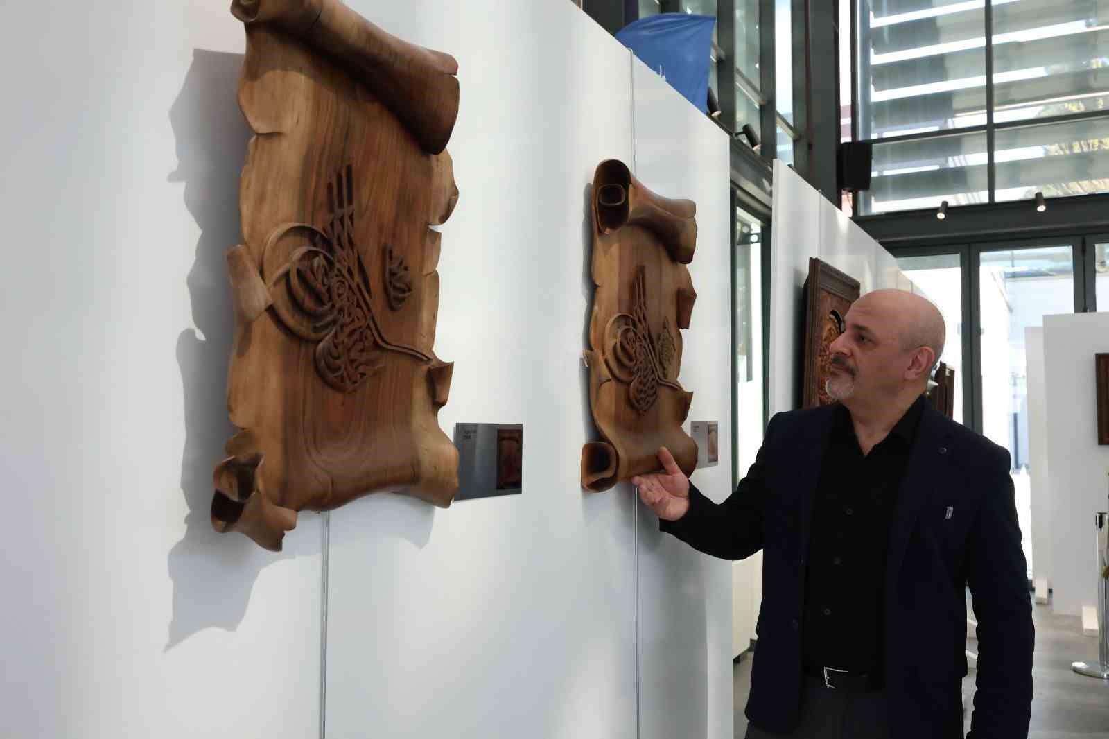 Efeler ve Didim’deki sergiler kapılarını açtı
