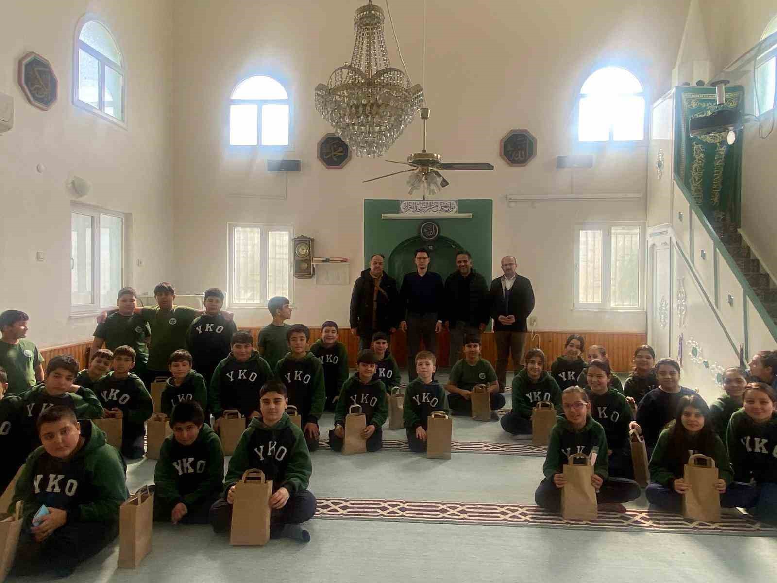 Efeler’de öğrencilere Ramazan ve oruç bilinci anlatıldı
