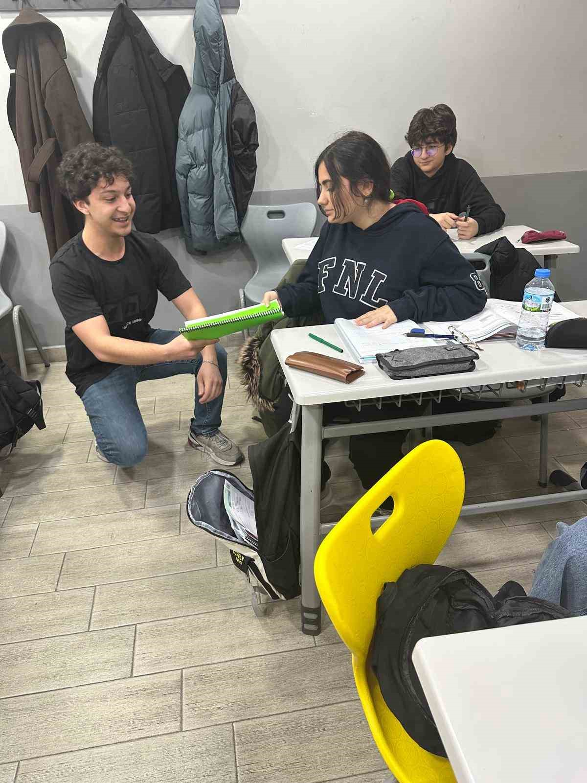 Efeler’de okullarda sevgi ve saygı dili güçlendi
