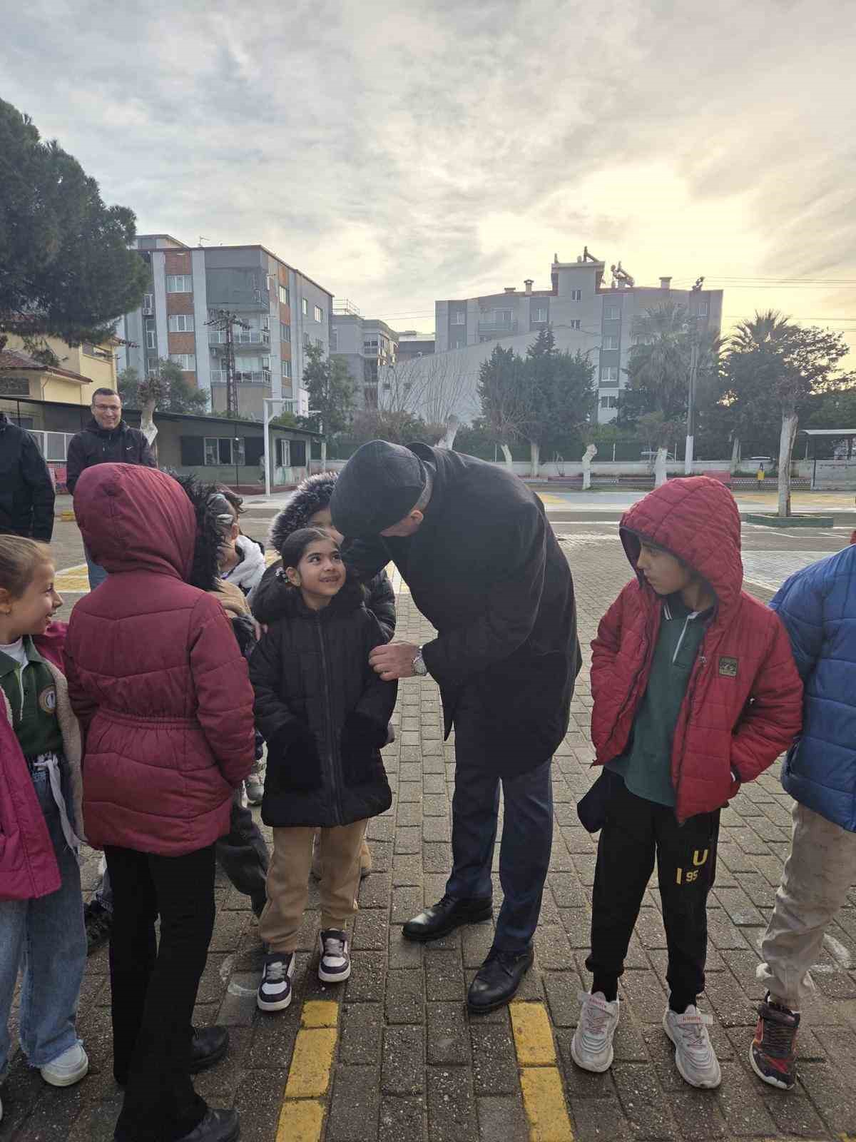 Efeler’de okullarda sevgi ve saygı dili güçlendi
