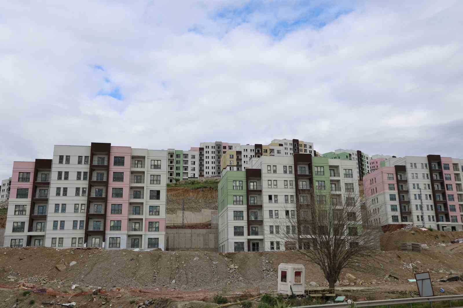 Efeler’de yeni yaşam alanı şekilleniyor
