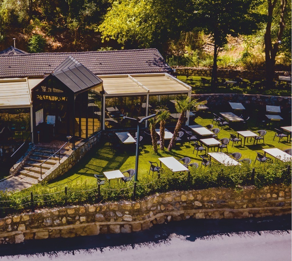 Efeler’in konaklama tesisi vatandaşların uğrak noktası haline geldi
