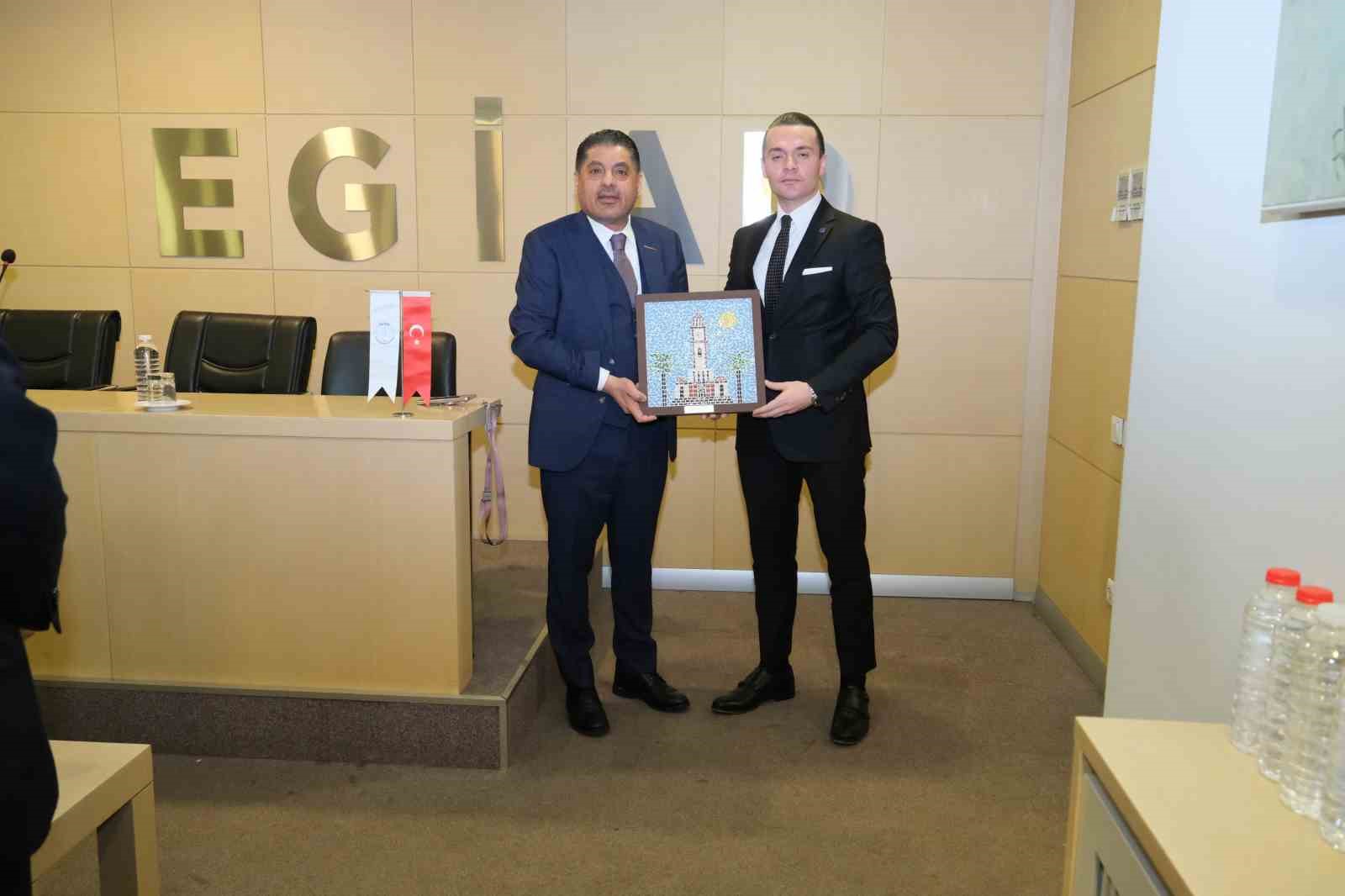 EGİAD, TÜRKONFED bünyesindeki GİAD’ları İzmir’de ağırladı
