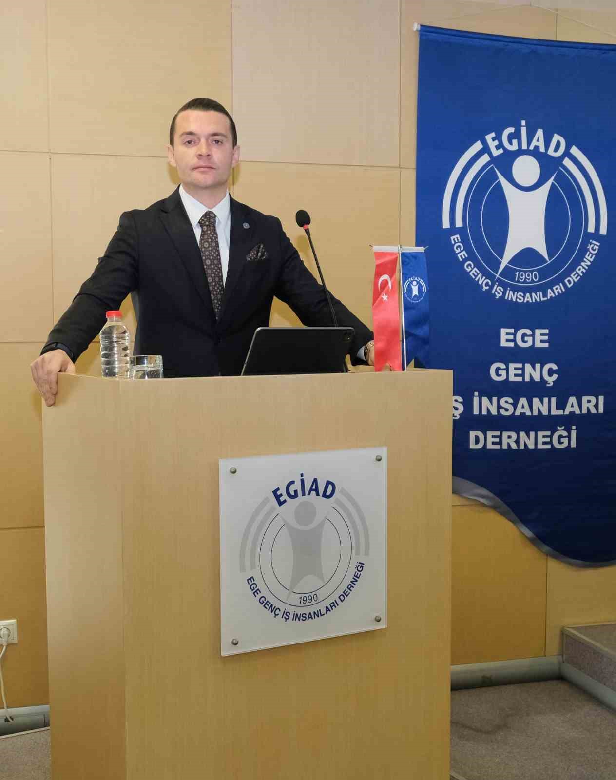 EGİAD’da, 2060 makro görünüm masaya yatırıldı
EGİAD’da, 2060 makro görünüm masaya yatırıldı