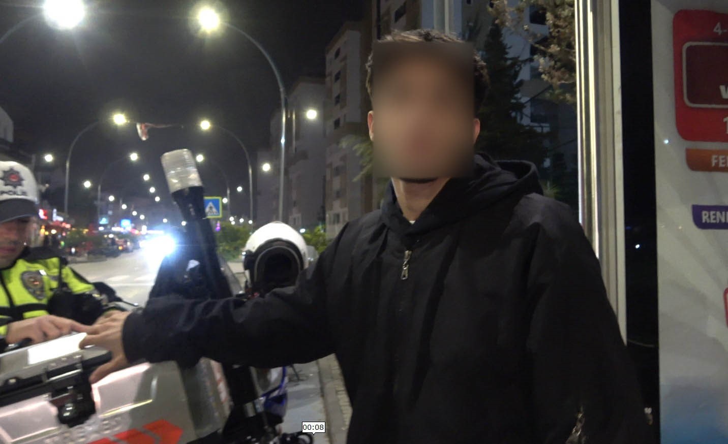 Ehliyet yetersizliği gerekçesiyle ceza yiyen üniversite öğrencisi: "Şu an duygu falan kalmadı bende, bu borcu nasıl ödeyeceğimi düşünüyorum"
