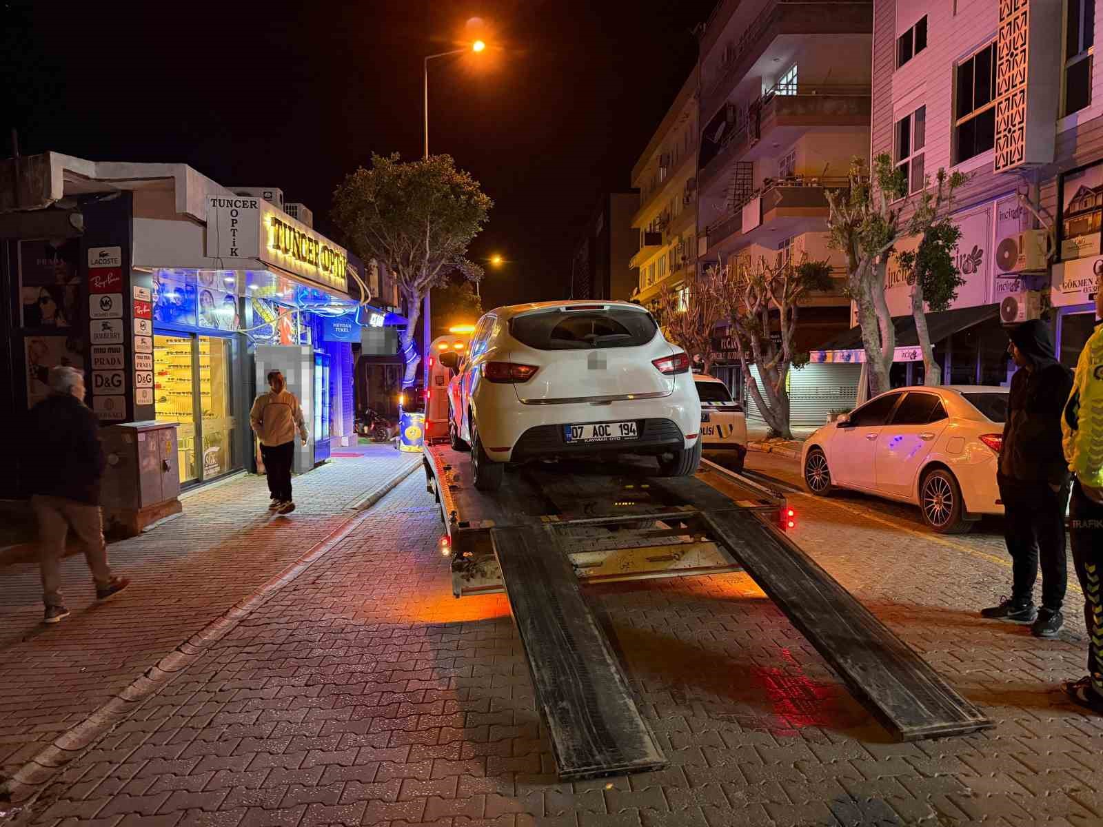 Ehliyetsiz 3.30 promil alkolle direksiyon başına geçince 200 bin TL ceza yedi
