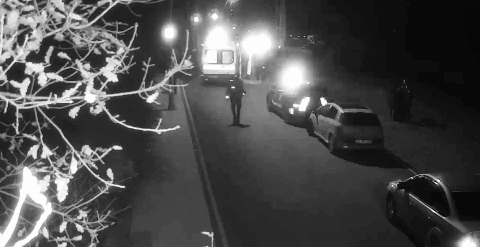 Ehliyetsiz sürücü kazaya karışmıştı anların kamera görüntüsü oraya çıktı
