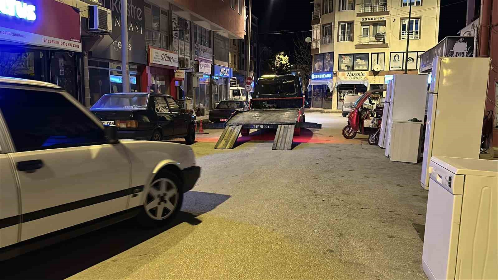 Ehliyetsiz sürücü polisten kaçtı, yakalanınca 80 bin lira ceza yedi
