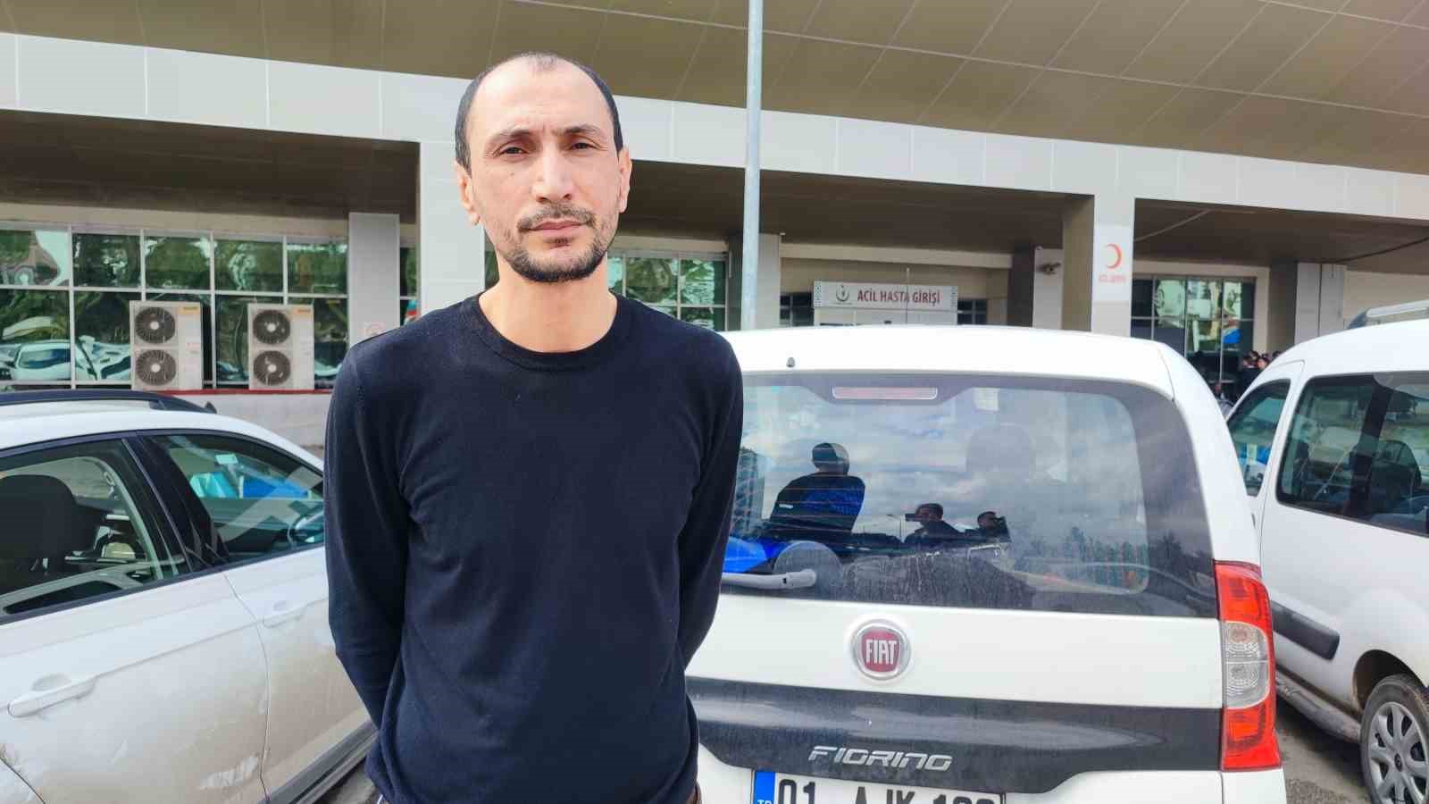 Ekmek almaya giderken sokak köpeklerinin saldırısına uğrayan genç kız yaralandı
