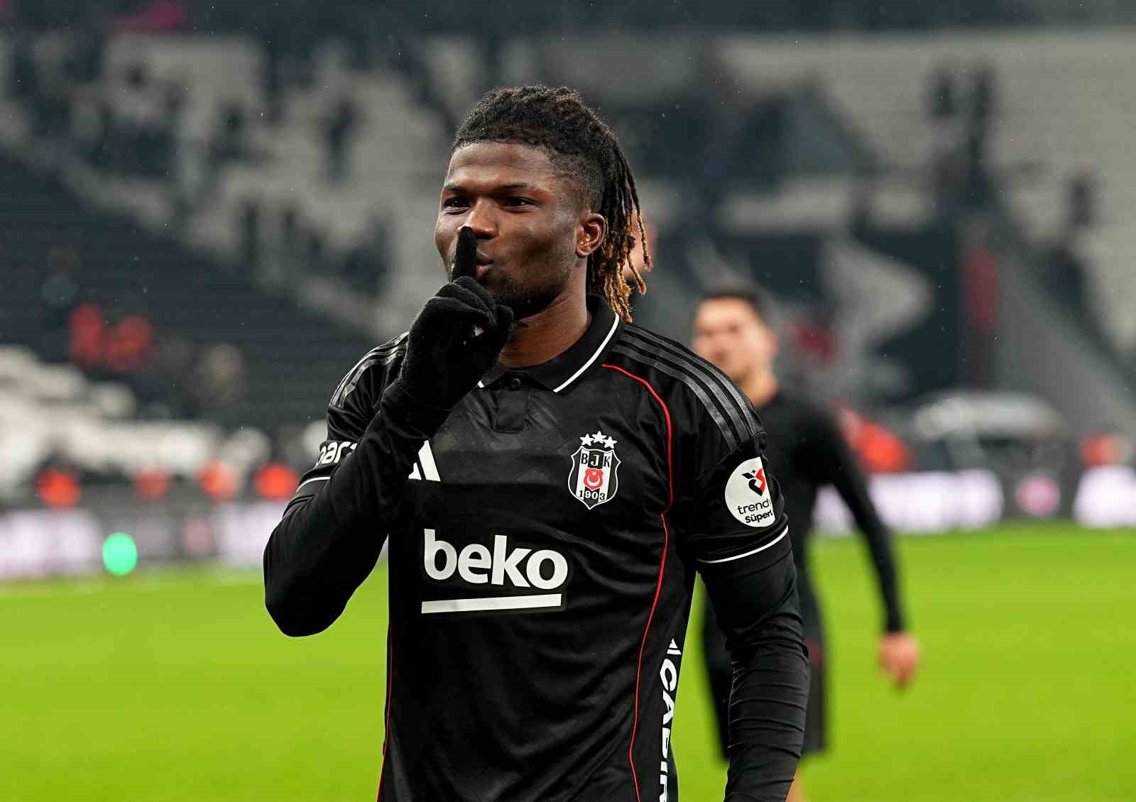 El Bilal Toure, ligde 5. golünü attı
