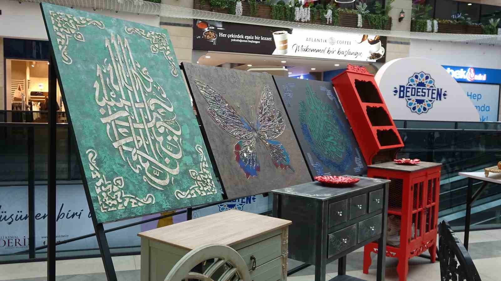 El emeği eserler beğenildi
