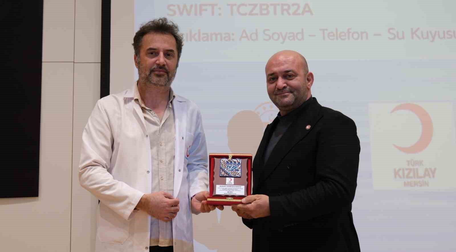 El emeği ürünler Afrika’da açılacak su kuyusuna umut oldu
