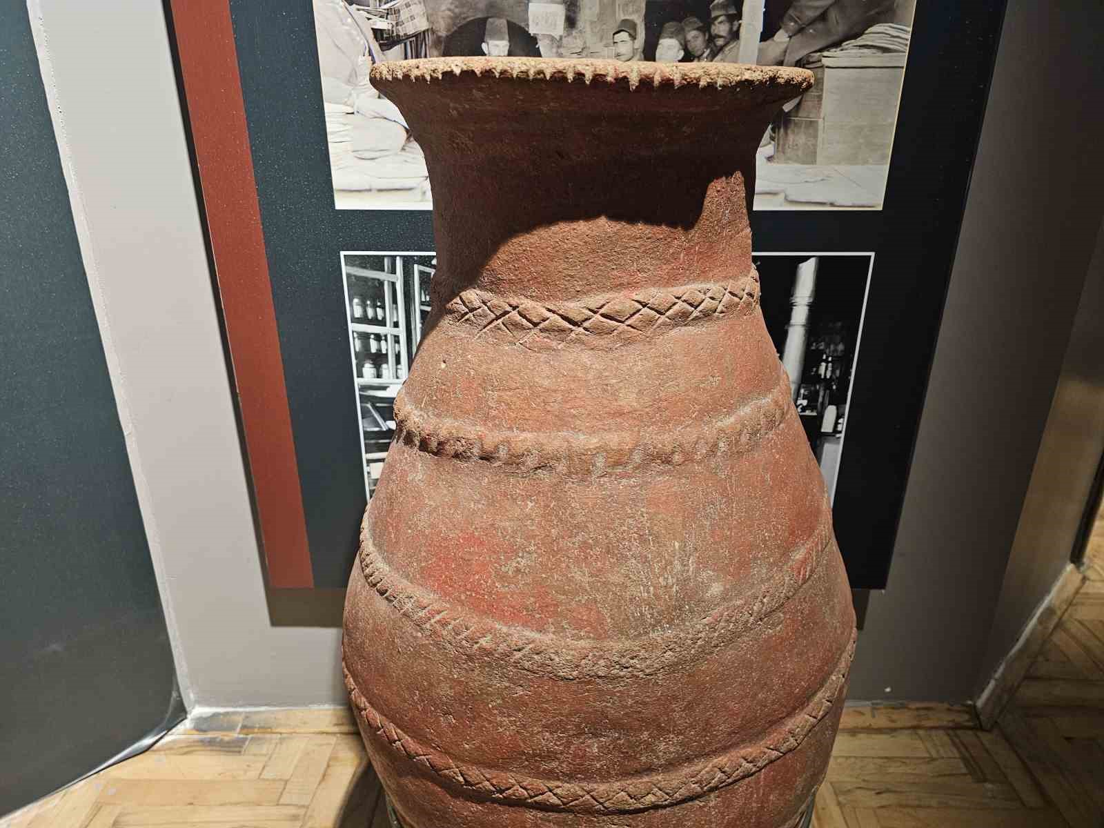 Elazığ asırlık küpler geçmişe ışık tutuyor
