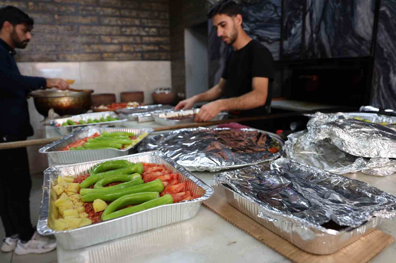 Elazığ fırınlarında Ramazan yoğunluğu beş katına çıktı
