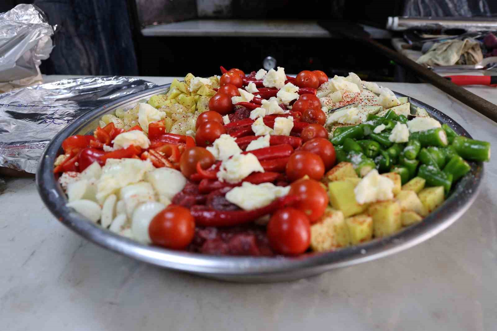 Elazığ fırınlarında Ramazan yoğunluğu beş katına çıktı
