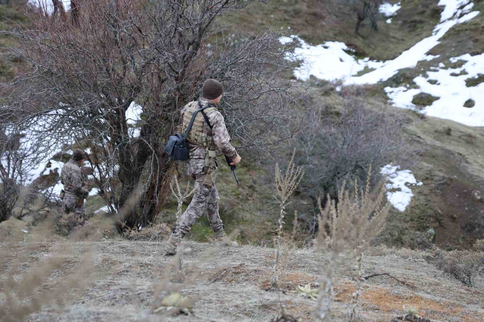 Elazığ’da 5 gündür kayıp olan yaşlı adam için 100 kişilik ekip sahada
