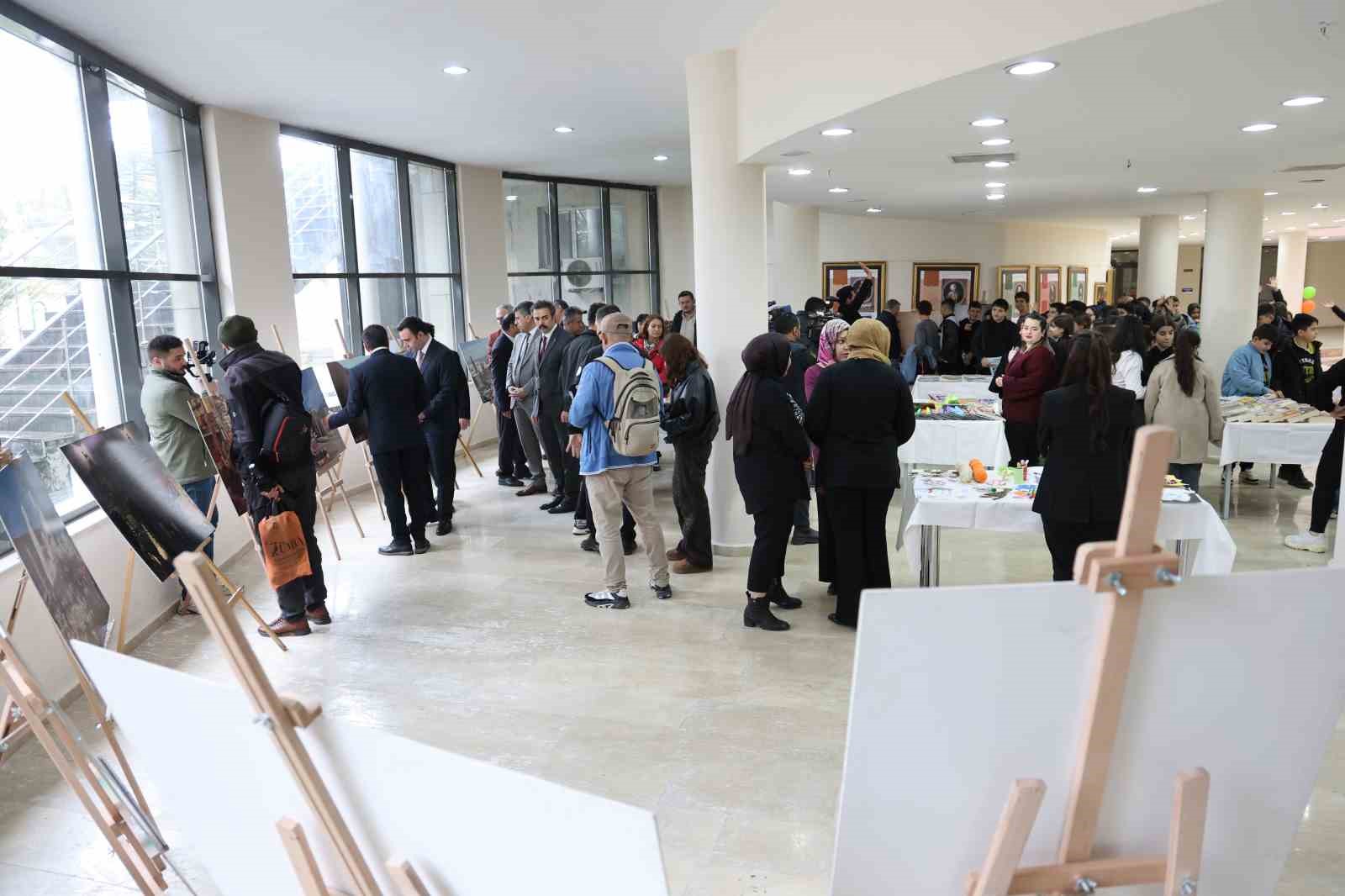 Elazığ’da 5 günlük kütüphane haftası başladı
