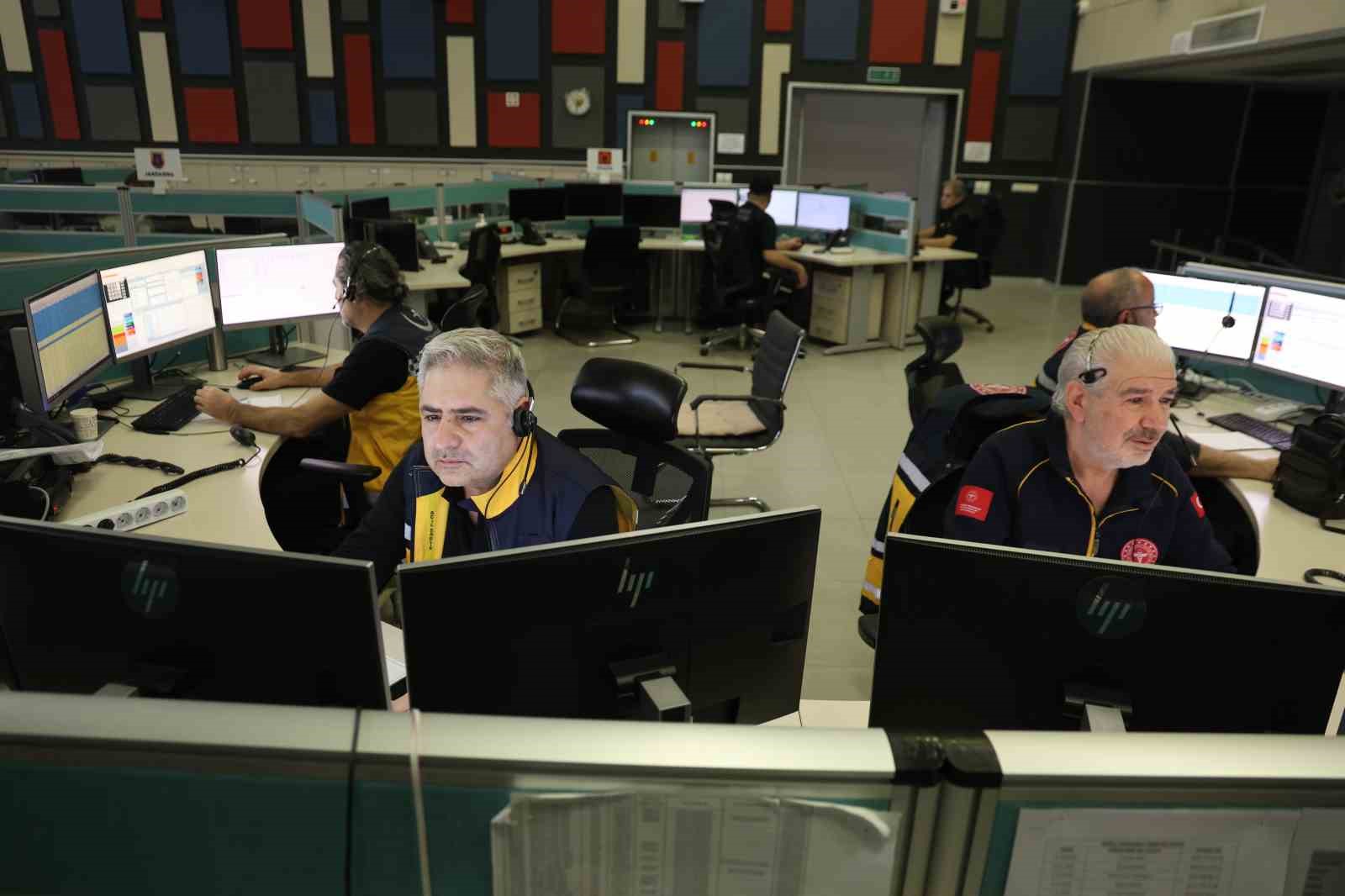 Elazığ’da çağrı merkezine gelen ihbarların yüzde 62’si asılsız çıktı
Elazığ’da çağrı merkezine gelen ihbarların yüzde 62’si asılsız çıktı